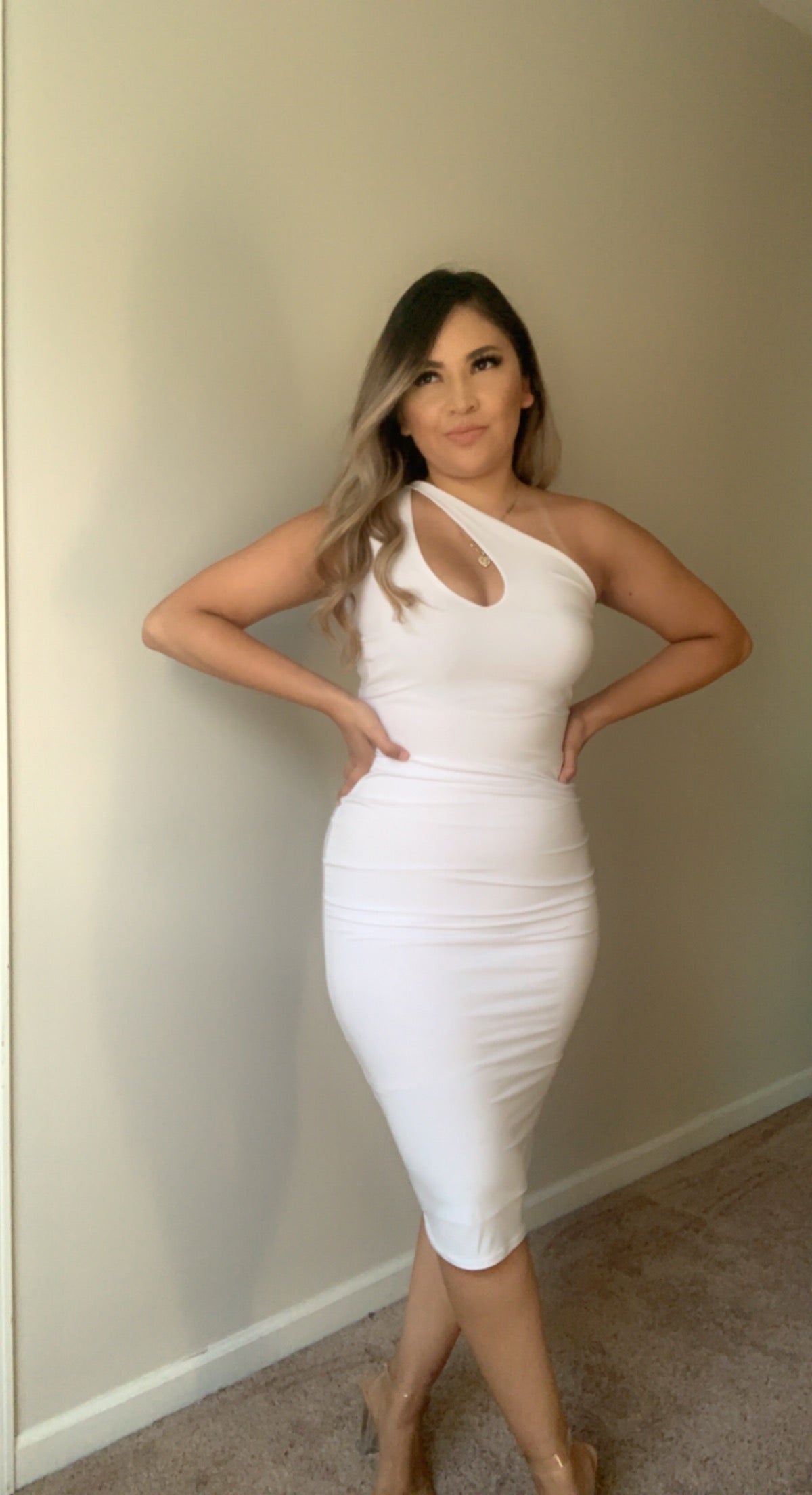karina white skater shirt dress Karina Fancam White Outfit